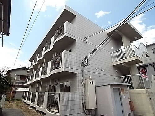 兵庫県伊丹市北伊丹７丁目 築30年9ヶ月 3階建