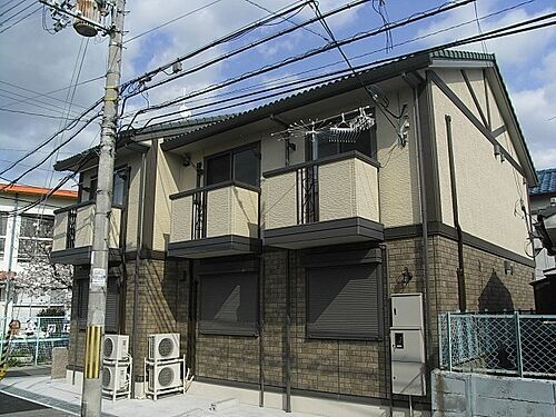 兵庫県川西市小花１丁目 賃貸アパート