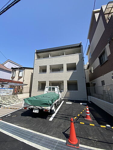 兵庫県尼崎市宮内町２丁目 3階建 築3年4ヶ月