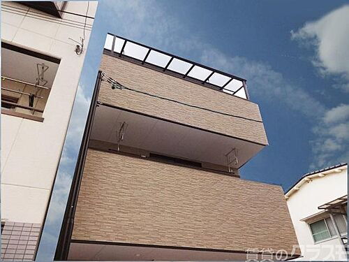 大阪府大阪市淀川区西中島２丁目 築9年4ヶ月 3階建