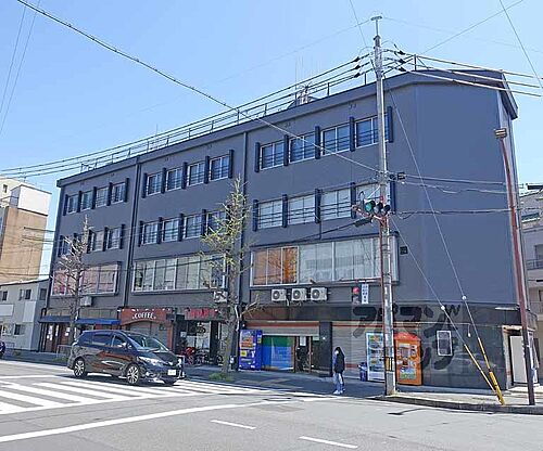 京都府京都市右京区花園伊町 賃貸マンション