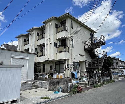 京都府亀岡市曽我部町南条宮田筋 築40年8ヶ月 3階建