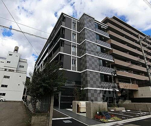 京都府京都市右京区西院西寿町 築3年8ヶ月 6階建