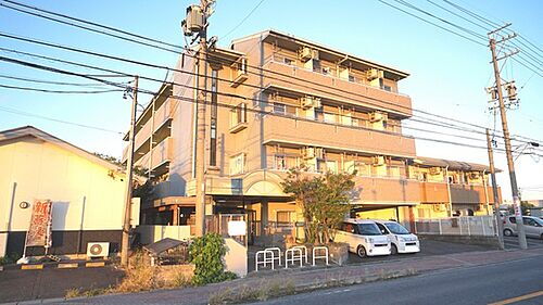 三重県津市河芸町東千里 賃貸マンション