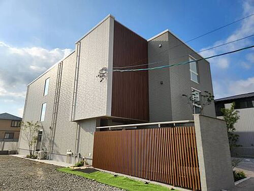 三重県四日市市新正１丁目 賃貸アパート