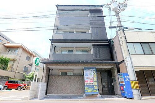 京都府京都市下京区大宮通七条上る御器屋町 築8年11ヶ月 4階建