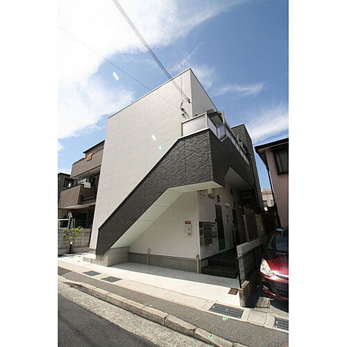 兵庫県神戸市兵庫区東山町４丁目 2階建 築9年12ヶ月