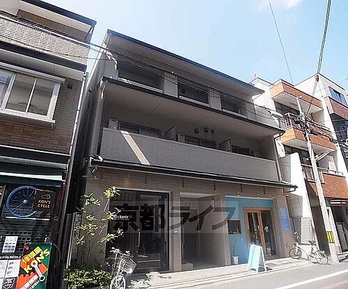 Ｌ｀ＰＵＲ　Ｂｕｉｌ 3階建