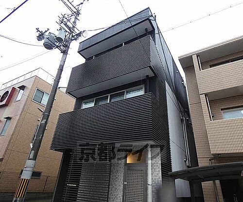 京都府京都市中京区西ノ京東月光町 賃貸マンション