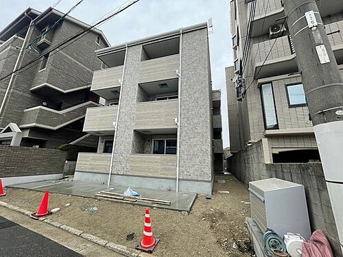 リタリッチ壱番館 3階建