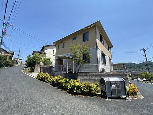 広島県広島市安佐南区長楽寺１丁目 2階建 築19年10ヶ月