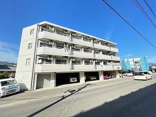 広島県広島市安佐南区川内５丁目 4階建 築32年11ヶ月