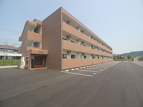 ＧａｒｄｅｎＣｏｕｒｔ　Ｃｉｒｕｅｌａ 3階建