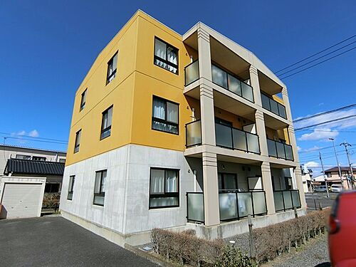 茨城県結城市大字結城 3階建 築22年10ヶ月