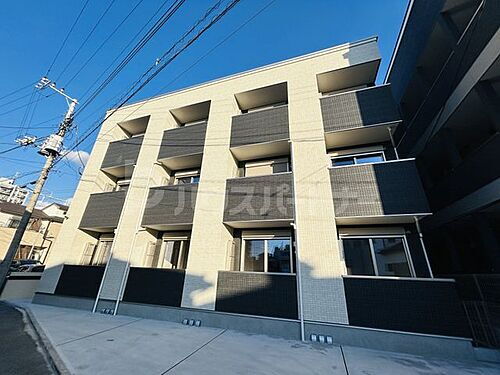 千葉県船橋市宮本２丁目 3階建 