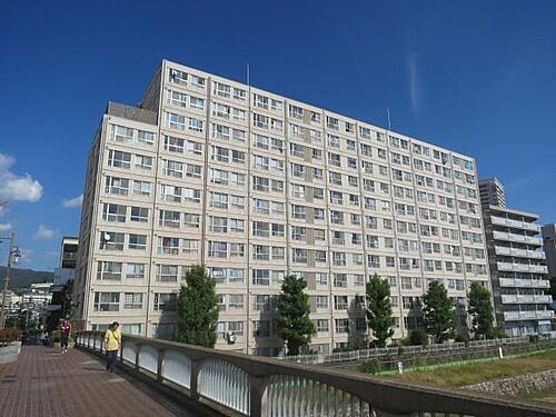 兵庫県宝塚市武庫川町 賃貸マンション