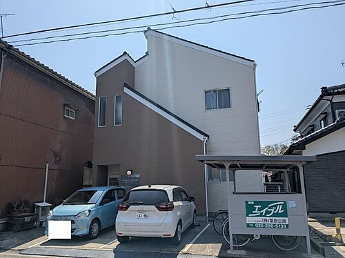 新潟県新潟市中央区日の出１丁目 賃貸アパート