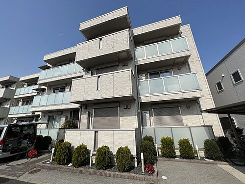 千葉県千葉市中央区宮崎町 3階建 築7年10ヶ月