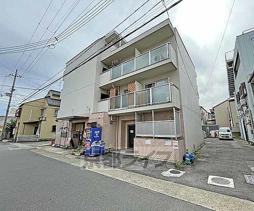 京都府京都市右京区嵯峨野清水町 4階建