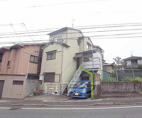 京都府京都市右京区宇多野御屋敷町 築27年5ヶ月 3階建