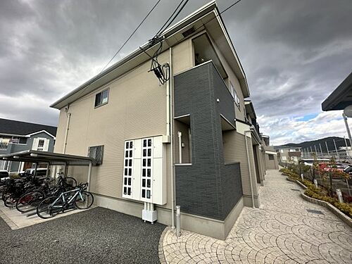 兵庫県姫路市東山 2階建 築10年2ヶ月