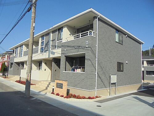 兵庫県三木市加佐 2階建 築8年10ヶ月