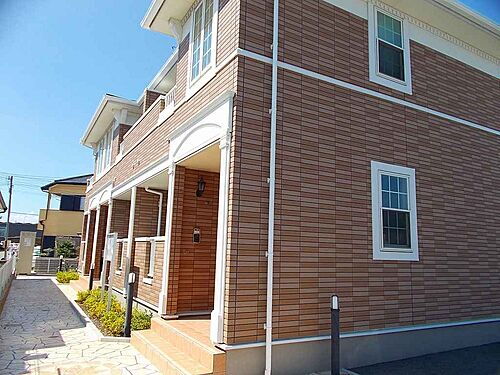 兵庫県加古川市野口町長砂 築15年3ヶ月 2階建