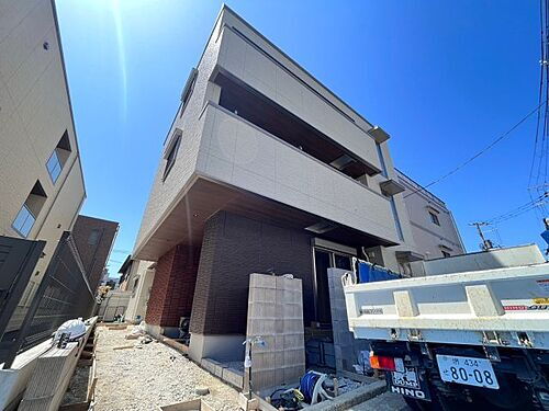 大阪府堺市北区中百舌鳥町６丁 3階建 