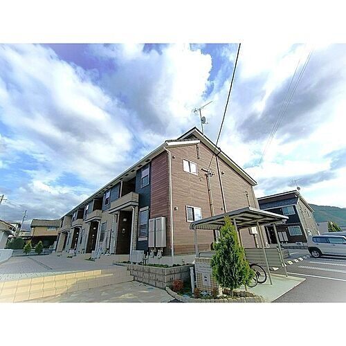 ヒルズポローニアＡ