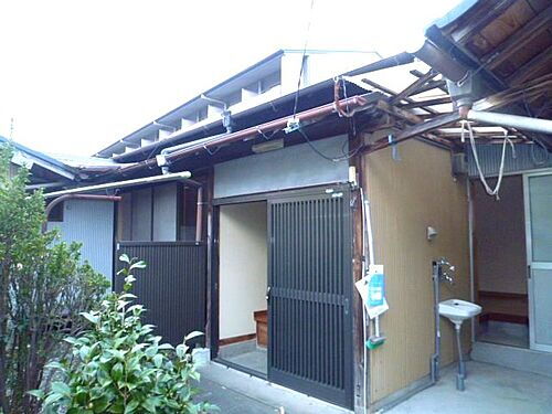 高知県高知市旭駅前町 平屋建て 築67年5ヶ月
