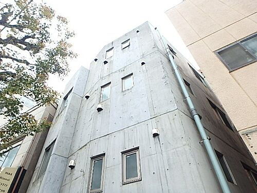 東京都板橋区常盤台１丁目 3階建 築22年6ヶ月