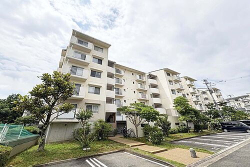 大阪府高槻市奈佐原１丁目 賃貸マンション