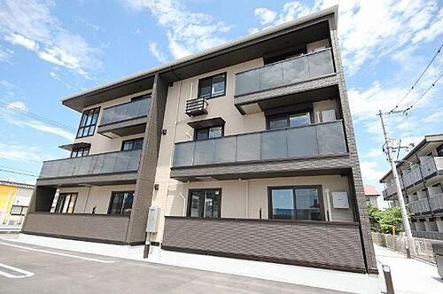 広島県福山市南蔵王町４丁目 3階建 