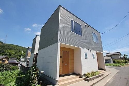 広島県福山市春日町浦上 2階建 築13年10ヶ月