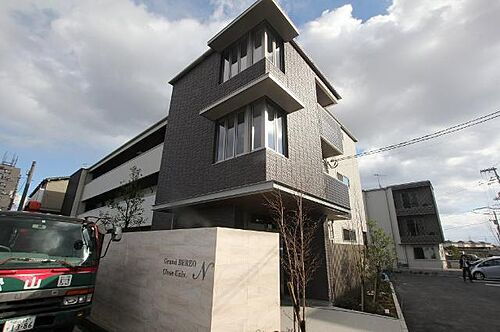 広島県福山市南手城町１丁目 3階建 築5年10ヶ月