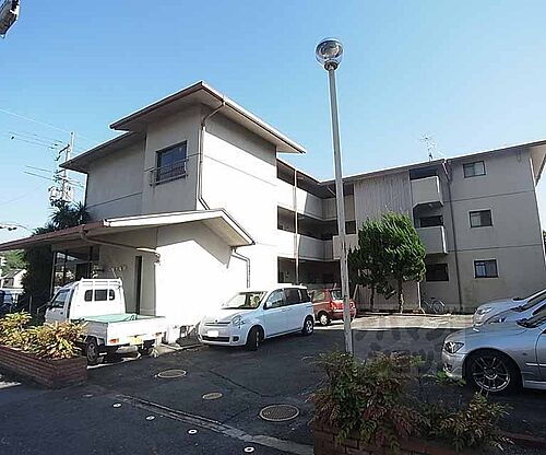 京都府京都市北区西賀茂柿ノ木町 3階建 築46年8ヶ月