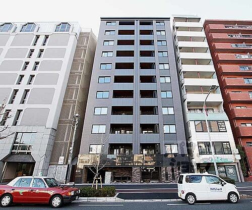 京都府京都市中京区岩上町 築3年1ヶ月 11階建