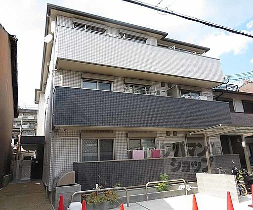 京都府京都市下京区中堂寺壬生川町 築4年9ヶ月 3階建