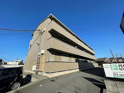兵庫県姫路市飾磨区中浜町１丁目 3階建 築15年11ヶ月