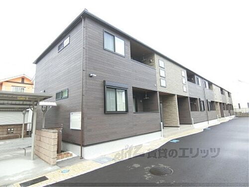 滋賀県東近江市建部日吉町 2階建