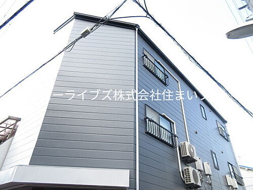 大阪府寝屋川市日之出町 築29年11ヶ月 3階建