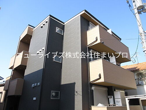 大阪府守口市藤田町２丁目 築3年 3階建