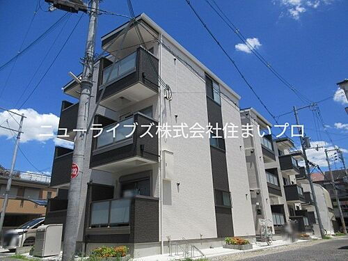 大阪府門真市石原町 築5年3ヶ月 3階建