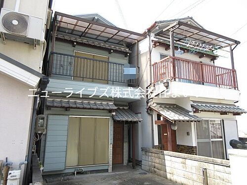 大阪府寝屋川市国松町 築42年12ヶ月 2階建