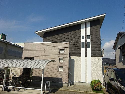 兵庫県明石市林崎町２丁目 2階建