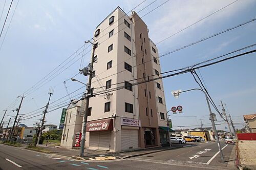 スペリオール学園前 7階建