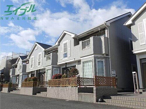 三重県四日市市西富田町 賃貸アパート