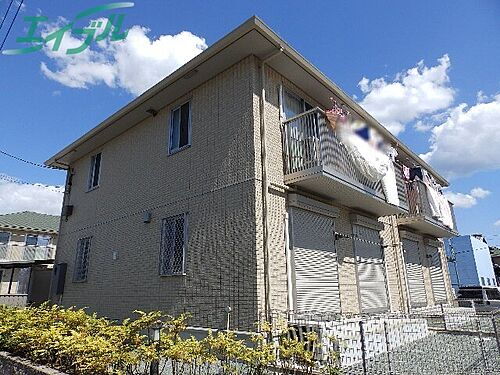 三重県四日市市新正５丁目 賃貸アパート