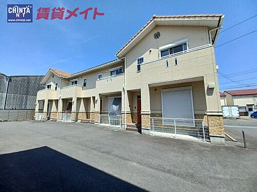 三重県鈴鹿市住吉２丁目 2階建 築15年4ヶ月