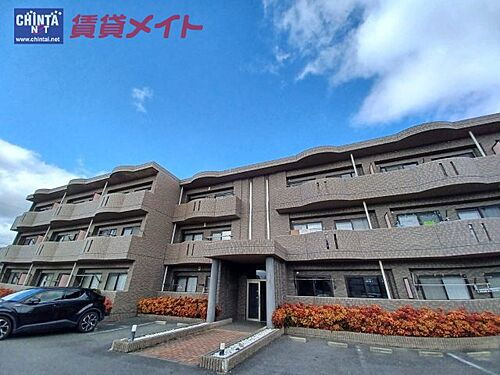 三重県鈴鹿市高岡町 3階建 築25年2ヶ月